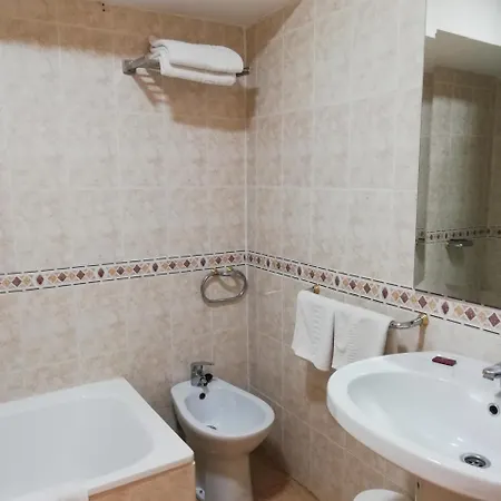 Labella Maria Hotel 2*