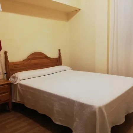 Labella Maria Pinos Genil